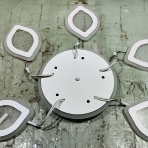 У B YH764/5 WT 5X13W +1X16W RGB***266