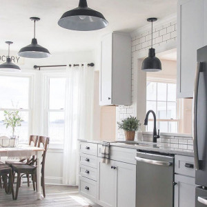 Світлодіодна лампа Feron LB-918 18Вт E27 4000K